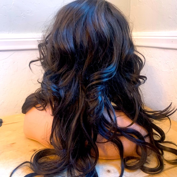 Dark brunette Wig - Picture 6 of 11